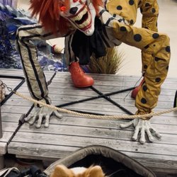 Spirit Halloween