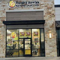 Hungry Howie's Pizza - Outside