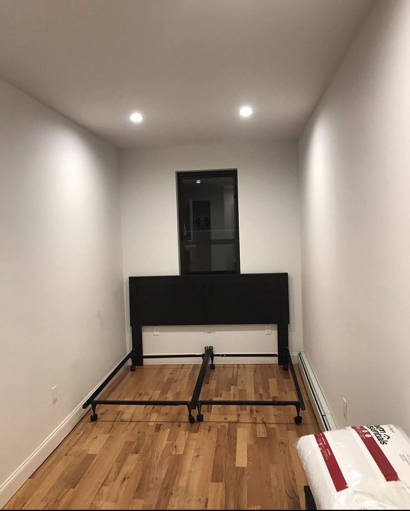 KINGS & QUEENS CLEANING SERVICE Hartford, Connecticut Office