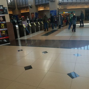 Frank R. Lautenberg Secaucus Junction Station - Faregates - Public Transportation Near Me