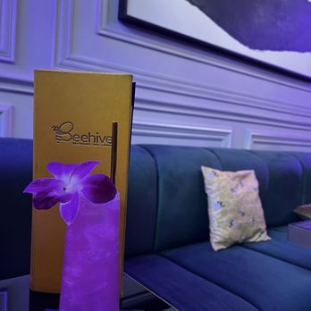 Beehive - Interior - Cocktail Bars Near Me - Dallas, Texas Beehive - Interior - Cocktail Bars Near Me - Dallas, Texas