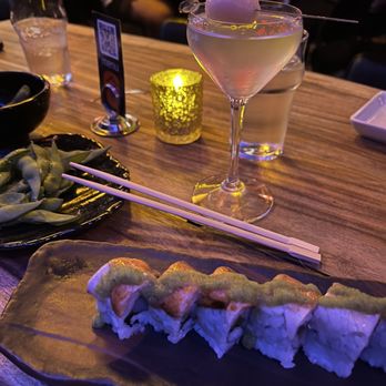 Sake Haus - Edamame and bad and buri sushi roll - Bars Near Me - Phoenix, Arizona Sake Haus - Edamame and bad and buri sushi roll - Bars Near Me - Phoenix, Arizona