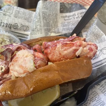 DJ's Clam Shack - Lobster Roll - Seafood Near Me - Key West, Florida DJ's Clam Shack - Lobster Roll - Seafood Near Me - Key West, Florida