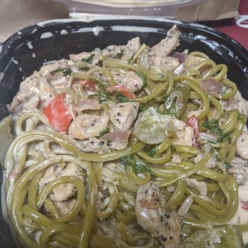 Oggi's Vista - Tequila Fettuccine - Pizza Near Me - Vista, California