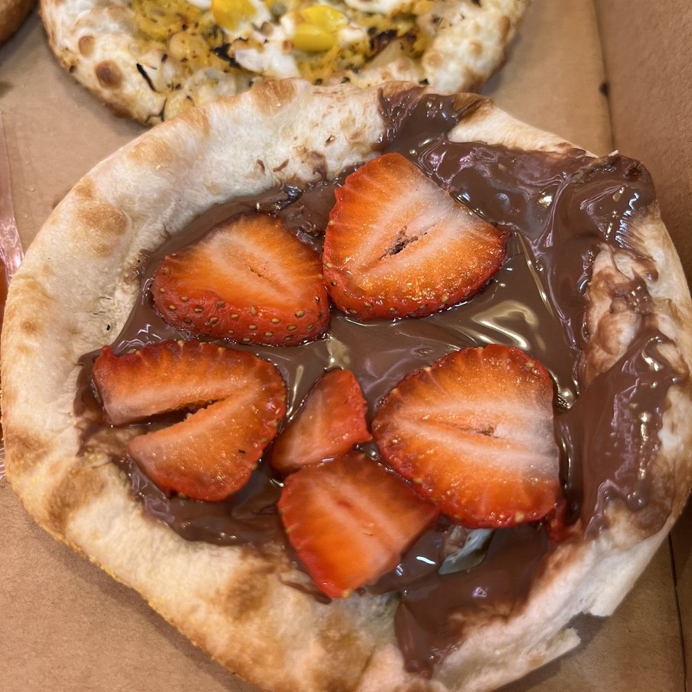 Box Bite - Nutella strawberry - Pizza Near Me - American Fork, Utah