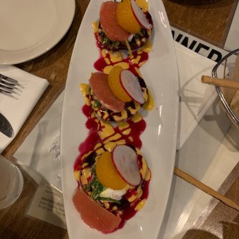 Lola's Bistro - Beet Salad Dinner - New American Near Me - Brownsville, Texas