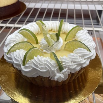 Versailles Bakery - Bakeries Near Me - Miami, Florida Versailles Bakery - Bakeries Near Me - Miami, Florida