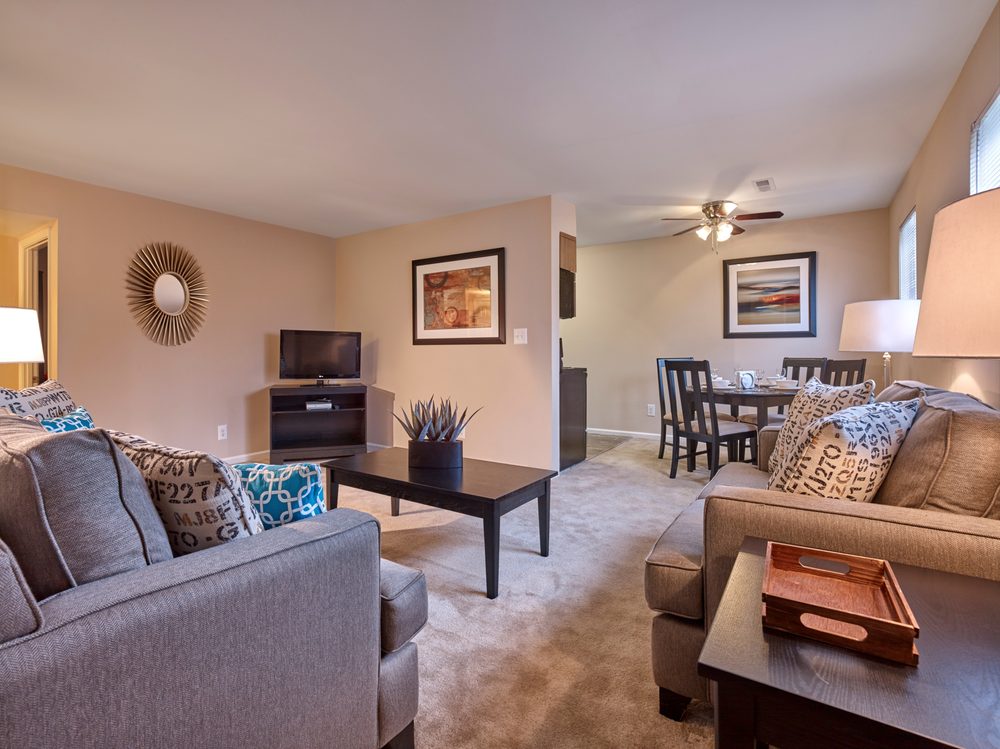 VILLAGE SQUARE APARTMENTS Updated September 2024 12 Photos 422