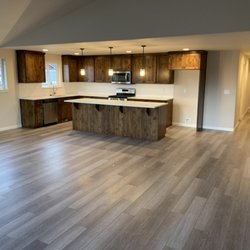 A Cut Above Flooring