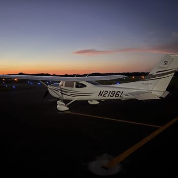 Claremore Regional Airport - Cessna 182 - Airports Near Me - Claremore, Oklahoma Claremore Regional Airport - Cessna 182 - Airports Near Me - Claremore, Oklahoma