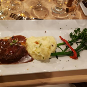 D&J Bistro - Chateaubriand - French Near Me - Lake Zurich, Illinois