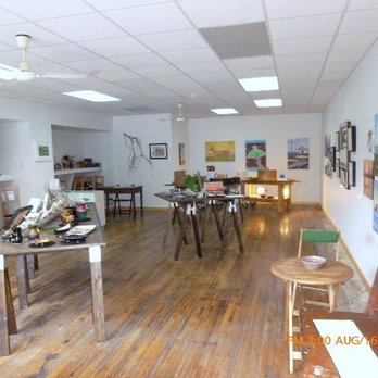 Mutchmor Cafe and Gallery - the interior of mutchmor cafe and gallery - Cafes Near Me - Providence Bay, Ontario Mutchmor Cafe and Gallery - the interior of mutchmor cafe and gallery - Cafes Near Me - Providence Bay, Ontario