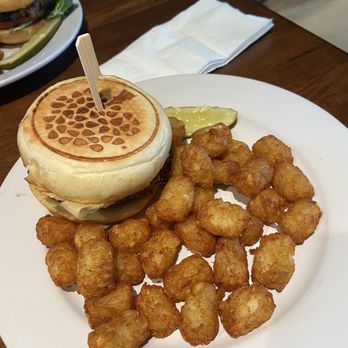 South Bend Public House - Olive burger cooked medium with tats. - Salad Near Me - South Bend, Indiana South Bend Public House - Olive burger cooked medium with tats. - Salad Near Me - South Bend, Indiana