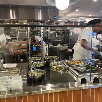 Dig Inn - Where you order your food, all your choices in front of you - New American Near Me - Washington, DC, District of Columbia