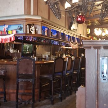 Mader's - German Near Me - Milwaukee, Wisconsin
