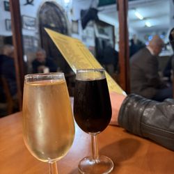 Bodega Guzmán - Order one of each
