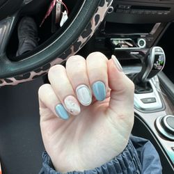 A&J Pretty Nails