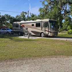 The Oaks RV Park - Our pull-thru site