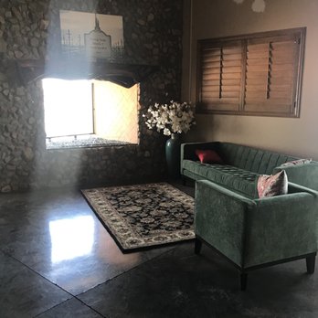 Flying Leap Vineyards - Setup for weddings - Wineries Near Me - Elgin, Arizona