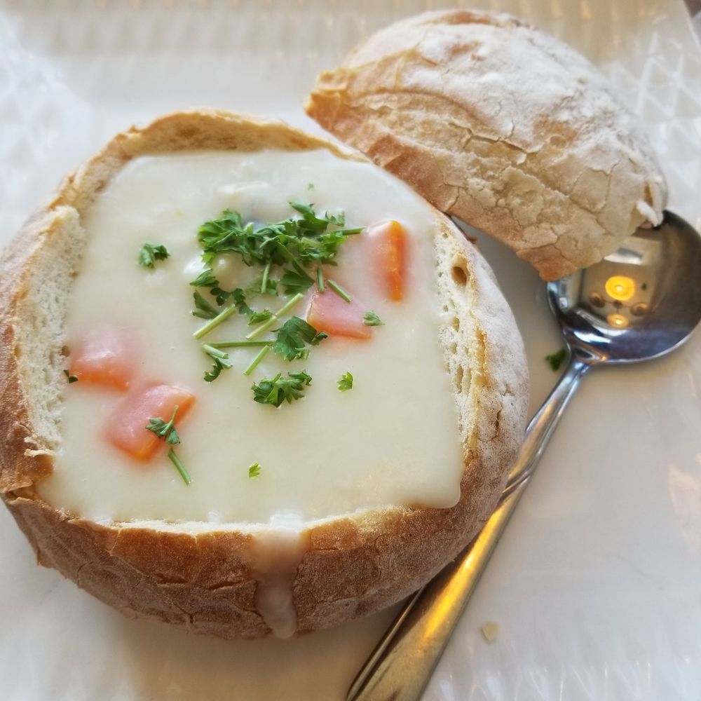 Cannery Cafe - Clam chowder @ Cannery Cafe - Canadian (New) Near Me - Richmond, British Columbia