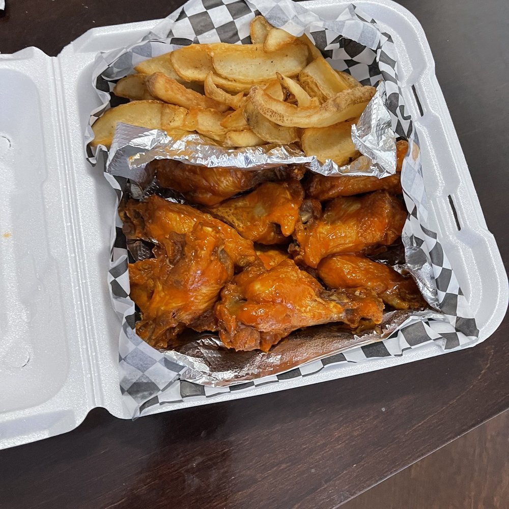 El Regio Wing Bar - Houston Buffalo wings - Chicken Wings Near Me - Crosby, Texas El Regio Wing Bar - Houston Buffalo wings - Chicken Wings Near Me - Crosby, Texas