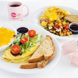 High Noon Brunchery - Veggie omelette and grits, meat lovers omelette and season potatoes