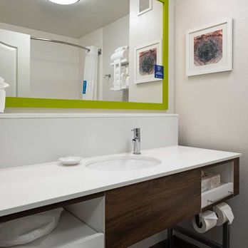 Hampton Inn Richfield - Guest room bath - Hotels Near Me - Richfield, Utah Hampton Inn Richfield - Guest room bath - Hotels Near Me - Richfield, Utah