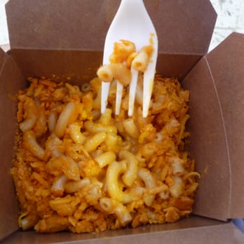 Truckeroo - Cap Mac's classic mac n cheese, featuring crumbles of Cheez-Its. Winner! - Festivals Near Me - Washington, DC, District of Columbia Truckeroo - Cap Mac's classic mac n cheese, featuring crumbles of Cheez-Its. Winner! - Festivals Near Me - Washington, DC, District of Columbia