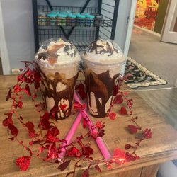 Heady Scoops n Smoothies - Ice-uccino