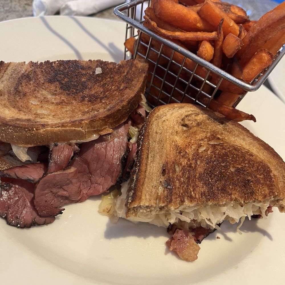 Kings Valley Diner - Diners Near Me - Kingston, New York Kings Valley Diner - Diners Near Me - Kingston, New York