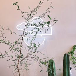 Logo in the store