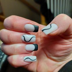 Bear Creek Nails - Zig zag