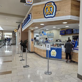 Auntie Anne's - Yay no line! - Pretzels Near Me - Bellevue, Washington Auntie Anne's - Yay no line! - Pretzels Near Me - Bellevue, Washington