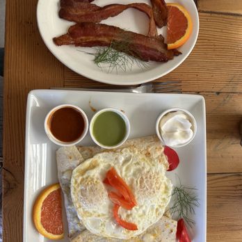 Humble Bee - Huevos Rancheros w/ side Pork Bacon - Breakfast & Brunch Near Me - Northridge, California Humble Bee - Huevos Rancheros w/ side Pork Bacon - Breakfast & Brunch Near Me - Northridge, California