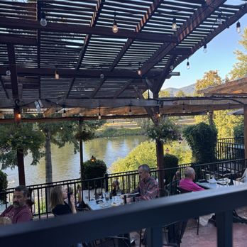 River's Edge Restaurant - Beautiful ambience - Steakhouses Near Me - Grants Pass, Oregon