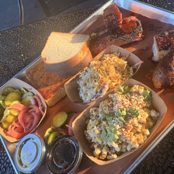 Lil Pig Lil Pig - Barbeque Near Me - Vancouver, Washington