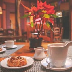 Casa del Pan - Coffee and treats, everyday!