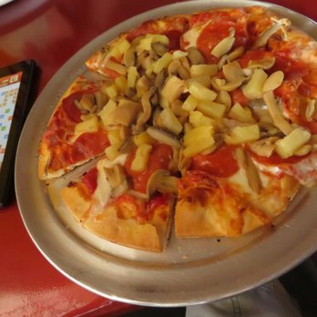 Panjo's Pizza - average pie - Pizza Near Me - Corpus Christi, Texas