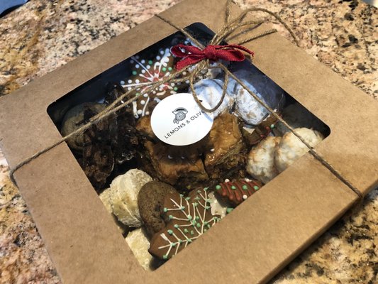 Lemons and Olives by null