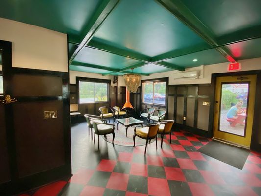 The Billy Motel & Bar / ISH Kitchen by null