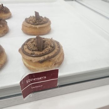 Yonutz - IF YOU LIKE REESE'S PB chocolate, get one! - Donuts Near Me - Las Vegas, Nevada Yonutz - IF YOU LIKE REESE'S PB chocolate, get one! - Donuts Near Me - Las Vegas, Nevada