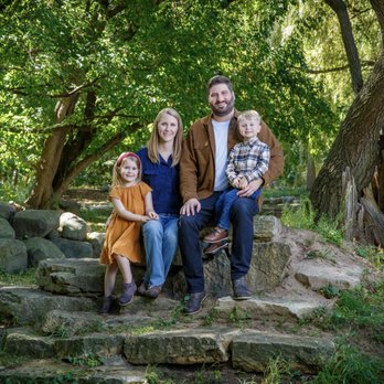 KenMar Photography - A young family of four enjoys the rustic outdoor studio adjacent to KenMar Photography in Appleton, Wisconsin - Session Photography Near Me - Appleton, Wisconsin KenMar Photography - A young family of four enjoys the rustic outdoor studio adjacent to KenMar Photography in Appleton, Wisconsin - Session Photography Near Me - Appleton, Wisconsin