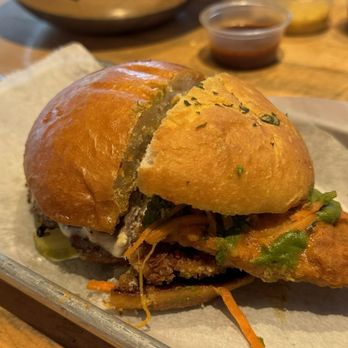 Hopdoddy Burger Bar - Doddy Melt Tikka Masala - Burgers Near Me - Playa Vista, California Hopdoddy Burger Bar - Doddy Melt Tikka Masala - Burgers Near Me - Playa Vista, California