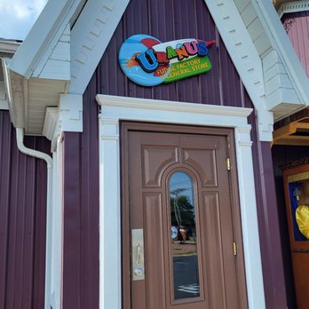 Uranus Fudge - Ice Cream & Frozen Yogurt Near Me - Anderson, Indiana