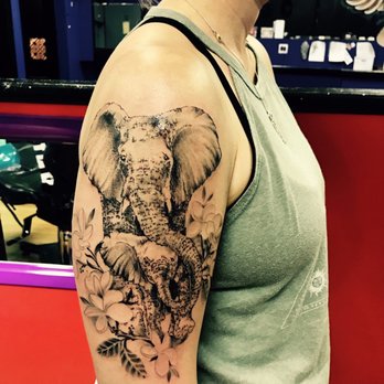 Skin Deep Tattoo & Piercing Studio - Tattoo Near Me - San Antonio, Texas