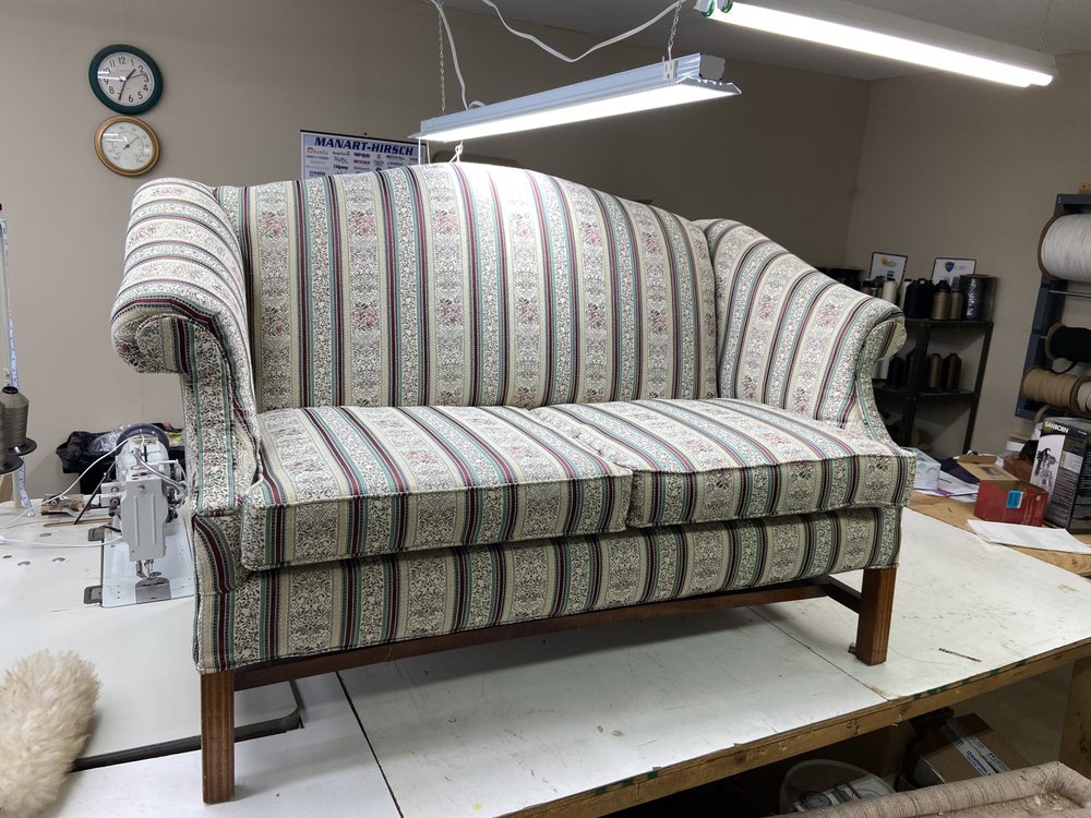 HOMETOWN UPHOLSTERY AND CANVAS Updated September 2024 Request a