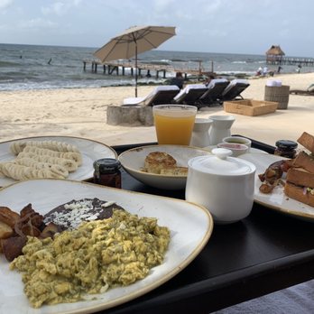 Viceroy Riviera Maya - Breakfast on the beach/poolside - Hotels Near Me - Playa del Carmen, ROO