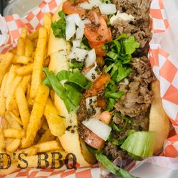 Red’s BBQ Foodtruck - Steak & Cheese