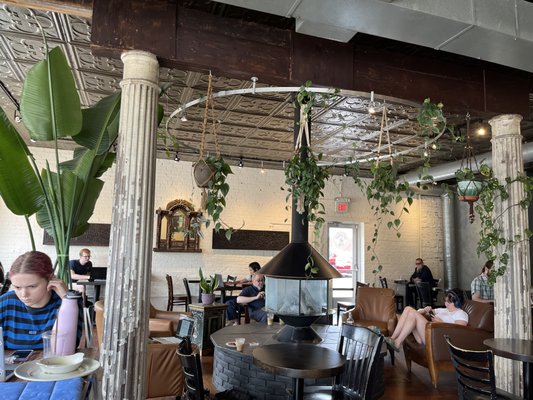 Lake and Bryant Cafe by null