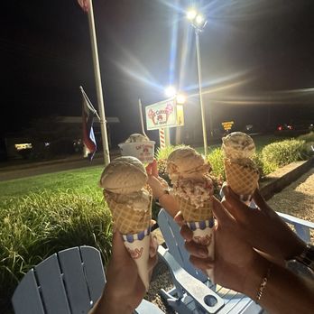 Lil’ Caboose - Ice Cream & Frozen Yogurt Near Me - South Yarmouth, Massachusetts